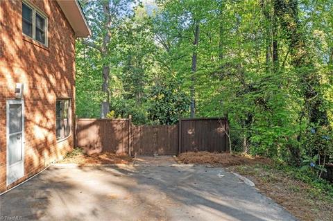 1710 Windsor Dr, High Point, NC 27262 photo 40