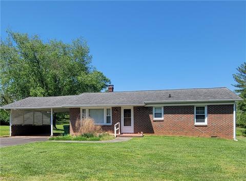 117 Sunset Dr, King, NC 27021 photo 1