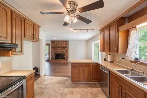 4264 Creekview Dr, Trinity, NC 27370 photo 20