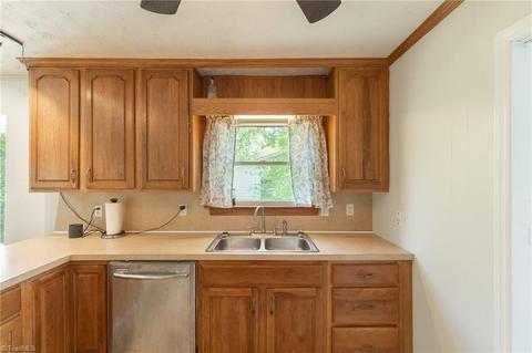 4264 Creekview Dr, Trinity, NC 27370 photo 22
