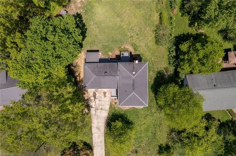 4264 Creekview Dr, Trinity, NC 27370 photo 4