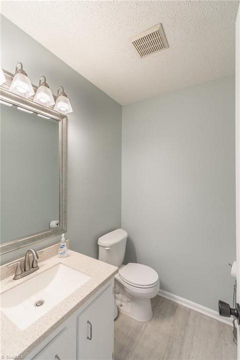 4264 Creekview Dr, Trinity, NC 27370 photo 13