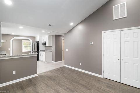 1311 Pershing St, High Point, NC 27260 photo 9