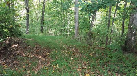 12 Noel Rd, Stoneville, NC 27048