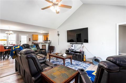 3468 Circle Ct, Trinity, NC 27370 photo 5