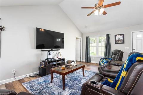 3468 Circle Ct, Trinity, NC 27370 photo 6