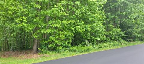 565 Doe Run Dr, Kernersville, NC 27284