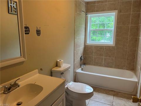 800 Gaines Ave, High Point, NC 27263 photo 5