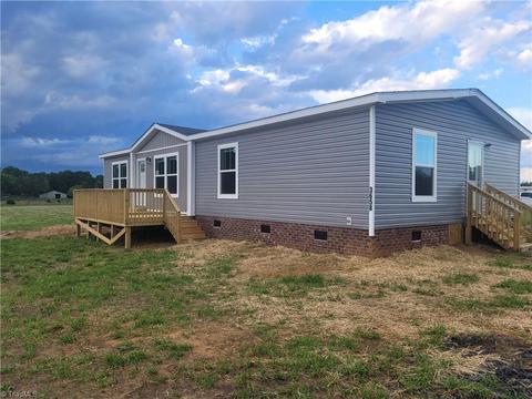 3658 Weeden St, Staley, NC 27355 photo 5