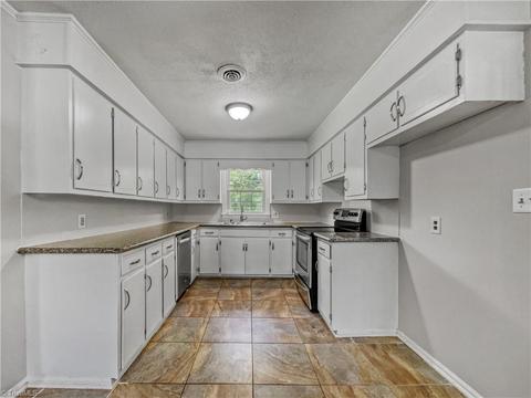 3842 Fox Meadow Rd, Trinity, NC 27370 photo 11
