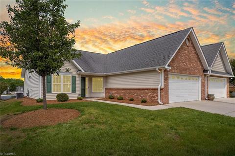 5703 Creek Bed Ln, High Point, NC 27265