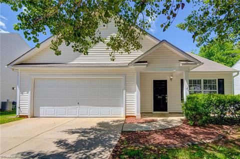 703 Peach Orchard Dr, Browns Summit, NC 27214