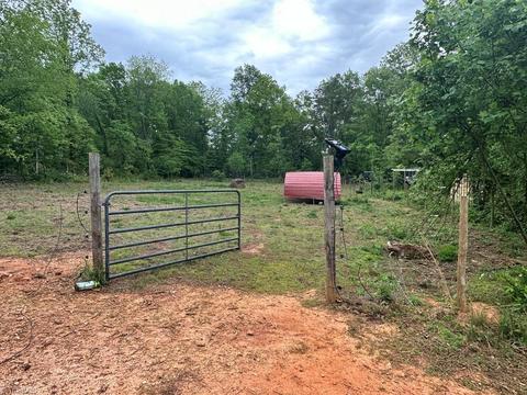 150 Leffew Dr, Eden, NC 27288 photo 7