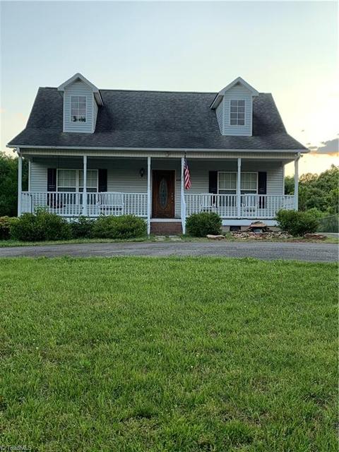 4393 Old 52 Rd, Pinnacle, NC 27043