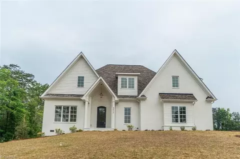 6846 Shields Dr, Oak Ridge, NC 27310