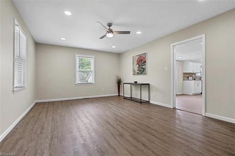 741 Davis St, Eden, NC 27288 photo 3