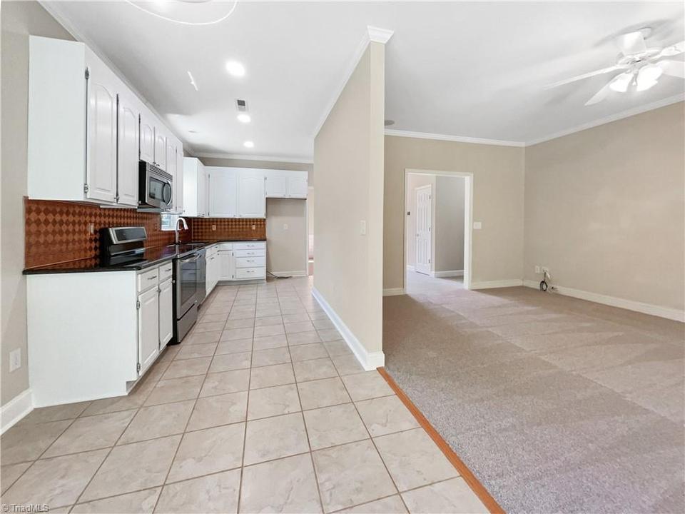  915 Wellesley Place Dr, Lewisville, NC 27023 photo 9