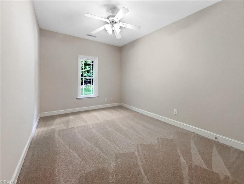  915 Wellesley Place Dr, Lewisville, NC 27023 photo 5