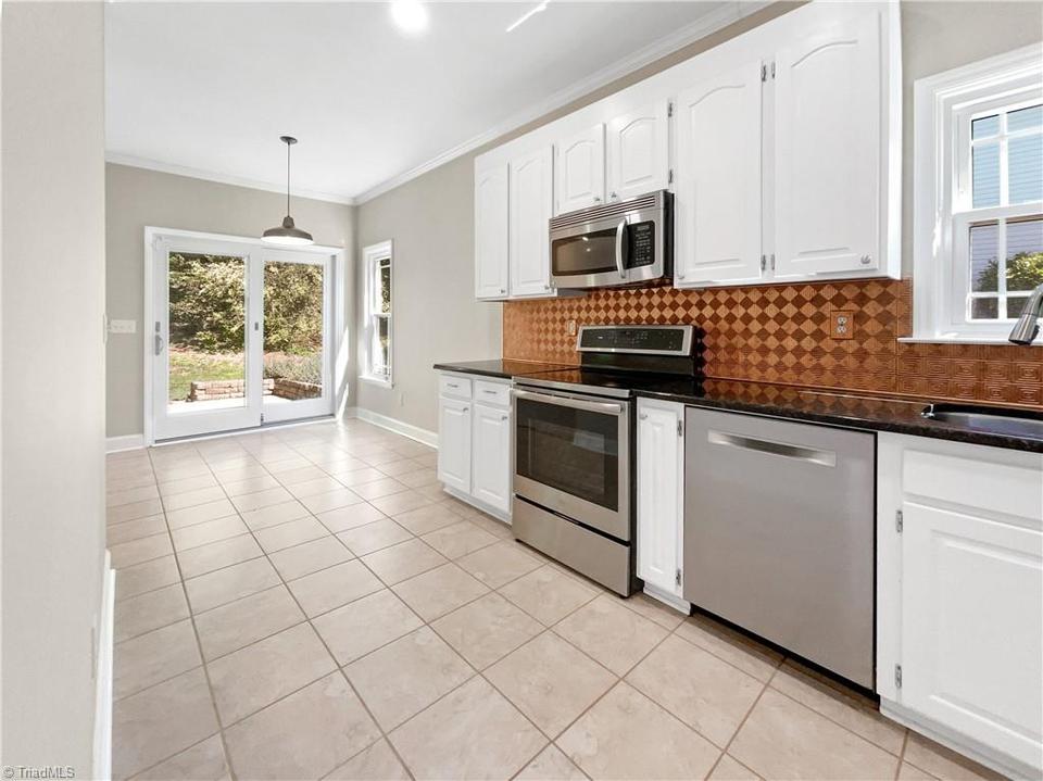  915 Wellesley Place Dr, Lewisville, NC 27023 photo 10