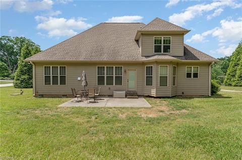 8432 Cripplegate Trce, Browns Summit, NC 27214 photo 32