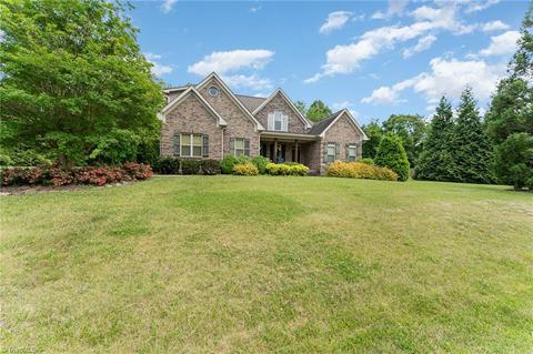 8432 Cripplegate Trce, Browns Summit, NC 27214 photo 4
