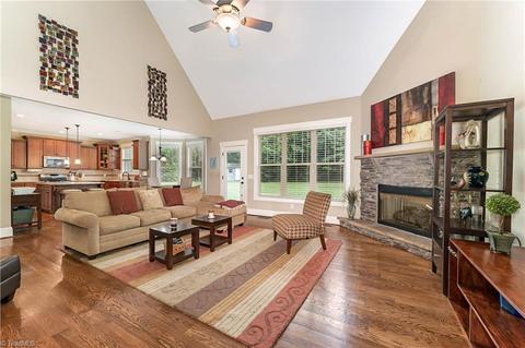 8432 Cripplegate Trce, Browns Summit, NC 27214 photo 10
