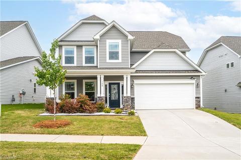 108 Archer Dr, Bermuda Run, NC 27006