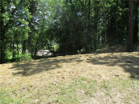 1438 Madison St, High Point, NC 27262 photo 10