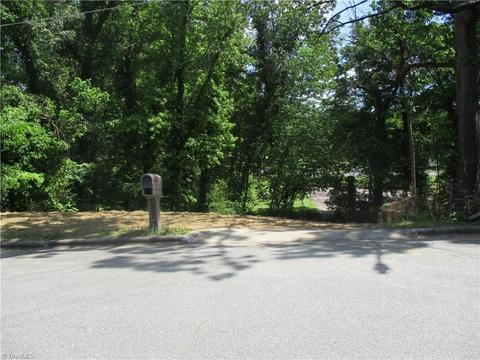 1438 Madison St, High Point, NC 27262 photo 2