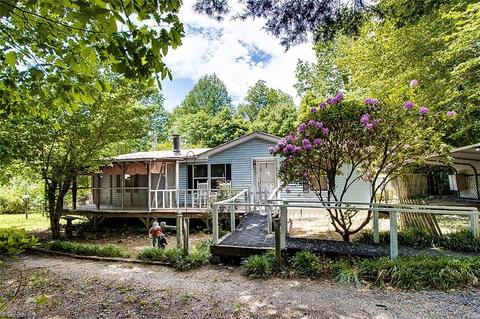 315 J C Teague Rd, Staley, NC 27355