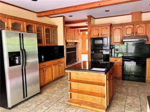 658 Jonathan Dr, Lowgap, NC 27024 photo 12