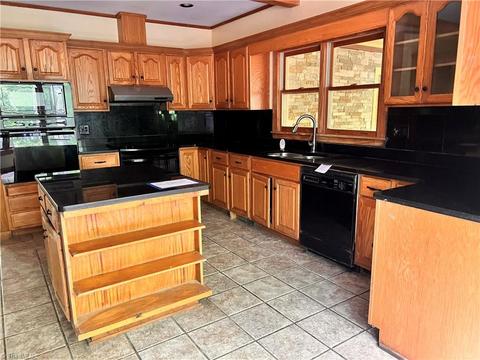 658 Jonathan Dr, Lowgap, NC 27024 photo 11