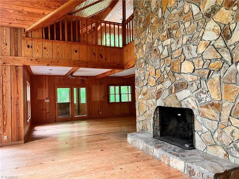 658 Jonathan Dr, Lowgap, NC 27024 photo 7