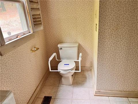 658 Jonathan Dr, Lowgap, NC 27024 photo 32