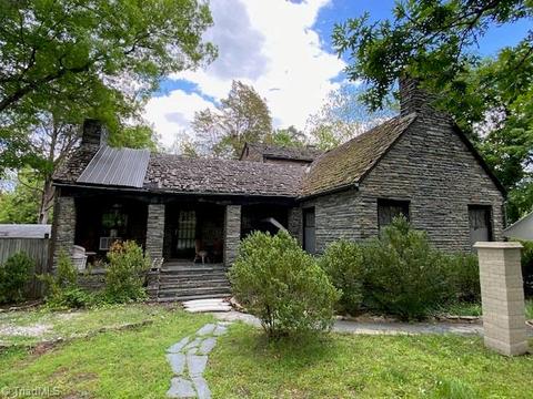 164 N Jones St, Denton, NC 27239