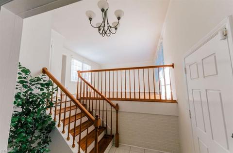 1815 Downing St, Greensboro, NC 27410