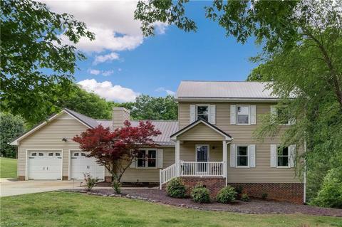 107 Glenridge Dr, Eden, NC 27288