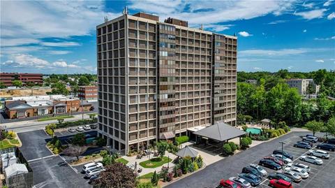 1101 N Elm St #1001, Greensboro, NC 27401