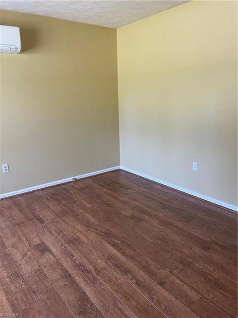 140 Maple Ridge Dr, King, NC 27021 photo 8