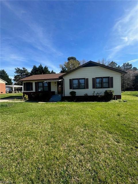 812 Parliament St, High Point, NC 27265