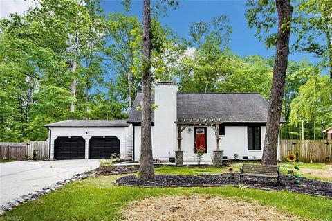 709 Archdale Dr, Lexington, NC 27292