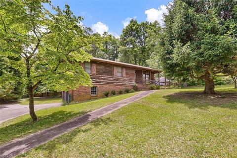 200 Jackson St, Jamestown, NC 27282