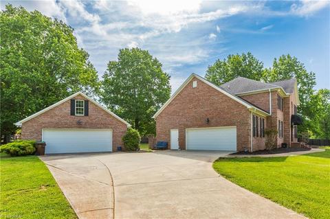 3484 Ascot Dr, Trinity, NC 27370 photo 3