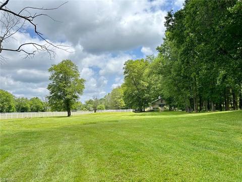 4591 B Peeples Rd, Oak Ridge, NC 27310 photo 1