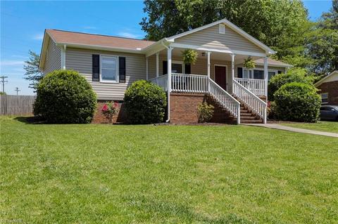 4918 Shady Pine Dr, Greensboro, NC 27455