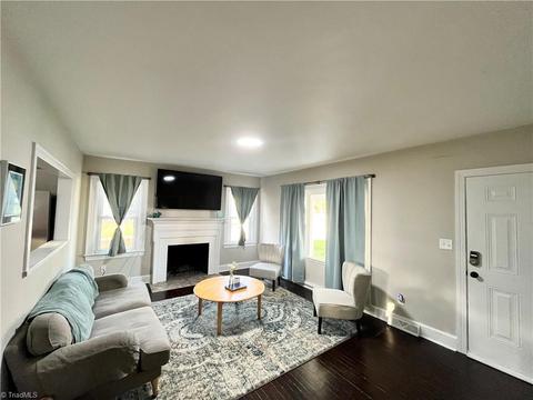 711 Carr St, High Point, NC 27262 photo 5