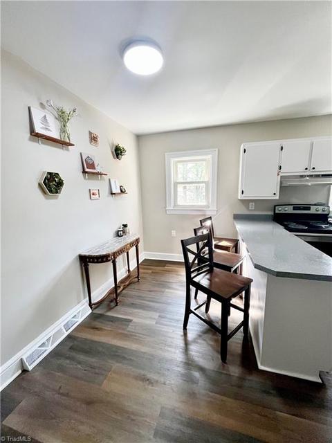 711 Carr St, High Point, NC 27262 photo 9