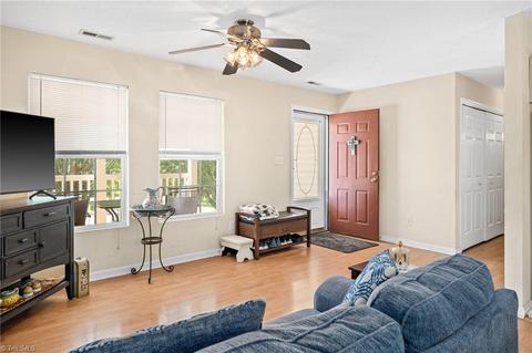 602 Rosecrest Dr, High Point, NC 27260 photo 5