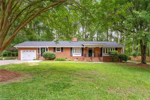 3404 Corvair Dr, High Point, NC 27265