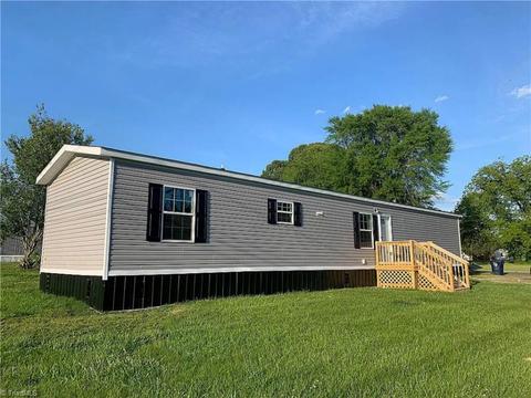 131 Ed Tiser Rd, Lexington, NC 27292